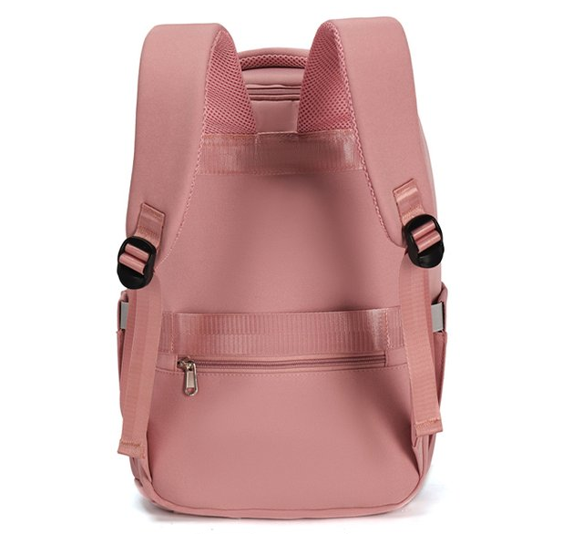 Simple textured laptop bag, lightweight and stress-free, a must-have for workplace travel