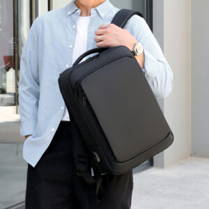 Covers your daily commute and business trips, a large-capacity oxford cloth business backpack
