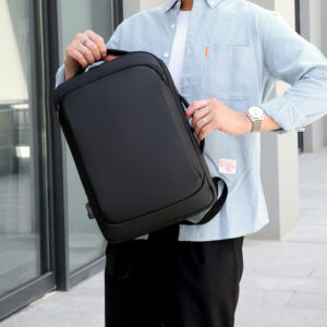 Covers your daily commute and business trips, a large-capacity oxford cloth business backpack