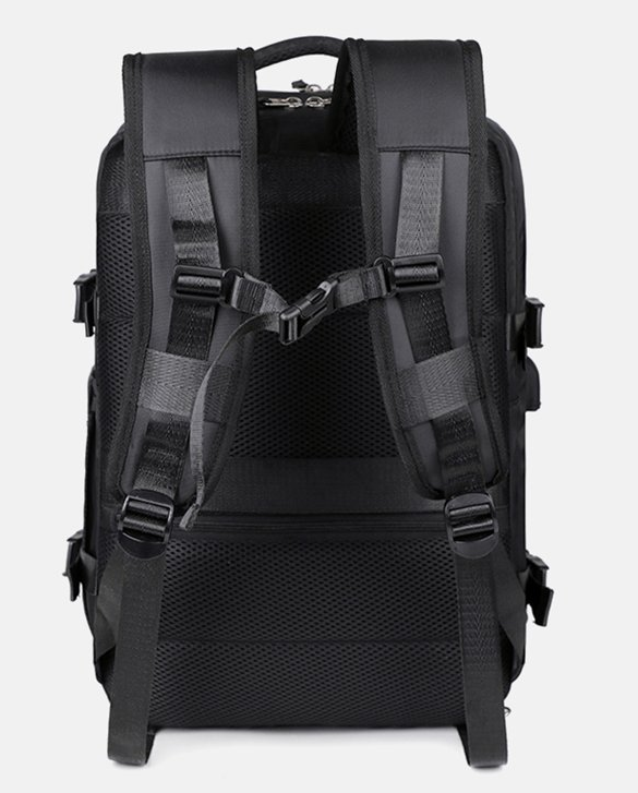 Simple and elegant business backpack, easily handles work and daily outings
