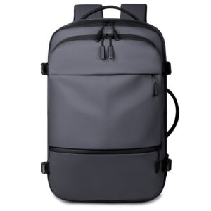 Large-capacity computer backpack for more organized storage