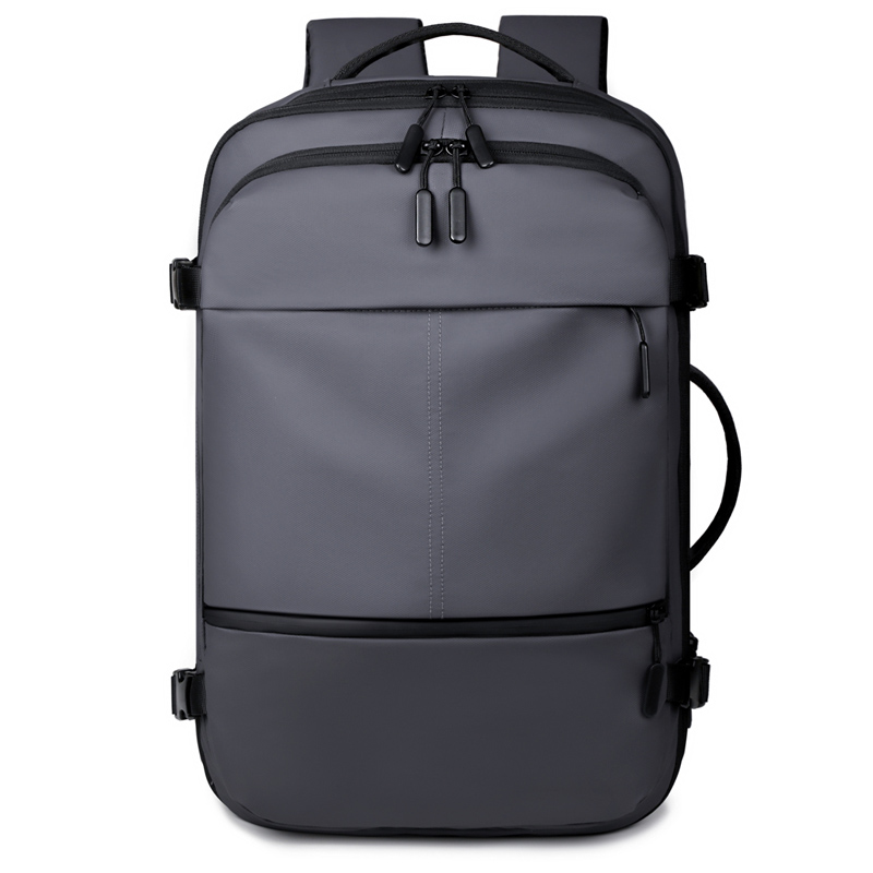 Large-capacity computer backpack for more organized storage
