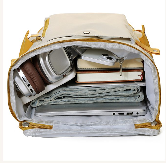 Ergonomic weight-reduction design, a urban commuter laptop backpack that won’t tire your back even after long-time wearing